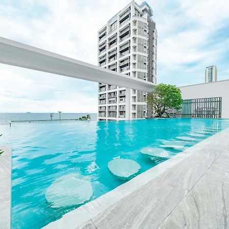 Pattaya Aeras Condotel Pantai Jomtien Bagian luar foto