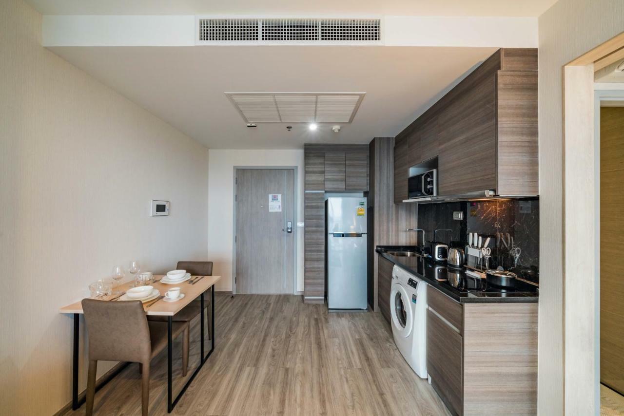 Pattaya Aeras Condotel Pantai Jomtien Bagian luar foto
