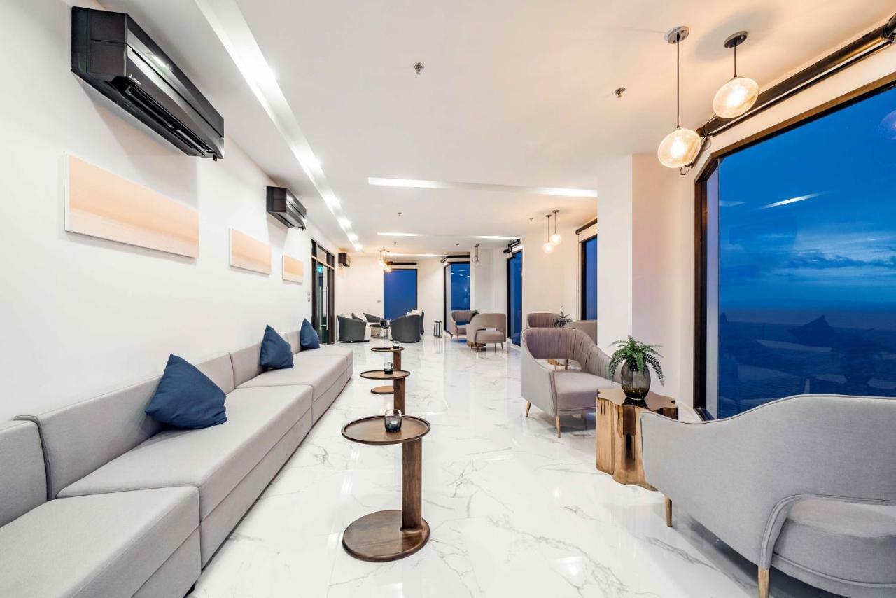 Pattaya Aeras Condotel Pantai Jomtien Bagian luar foto